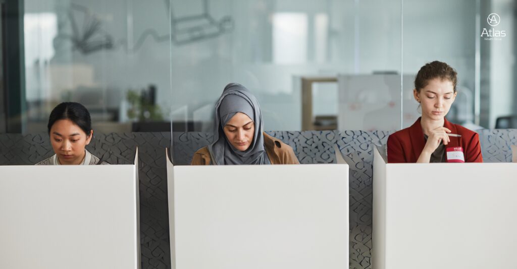 Header Image_Australian Expats voting in the Middle East