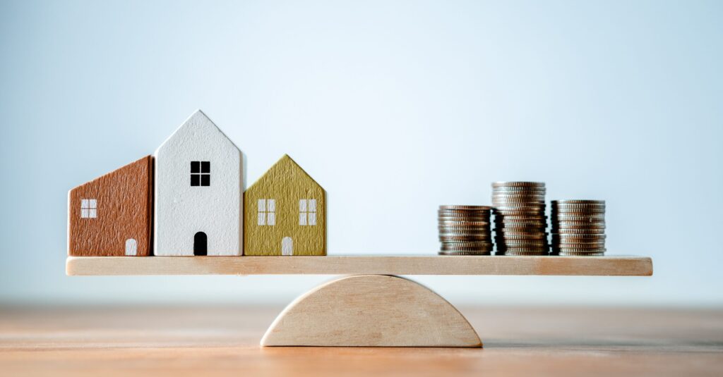 Image header: Blog post: Selling Australian Real Estate as an Aussie Expat? Timing is Everything